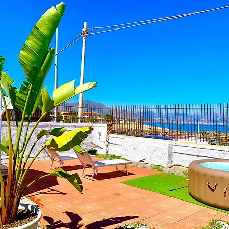 Oltremare N37 Casa Fronte Mare Con Giardino Bagheria